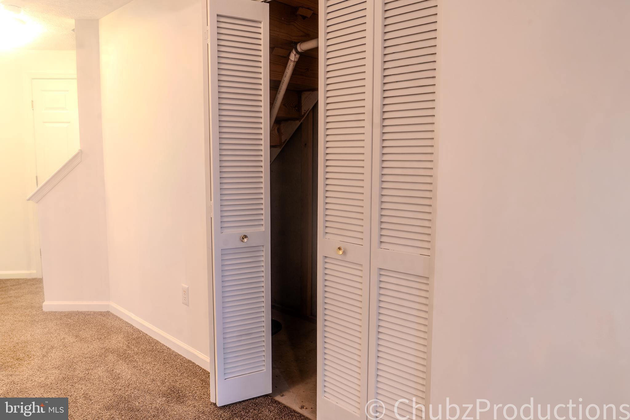 RUSSETT - Residential Lease