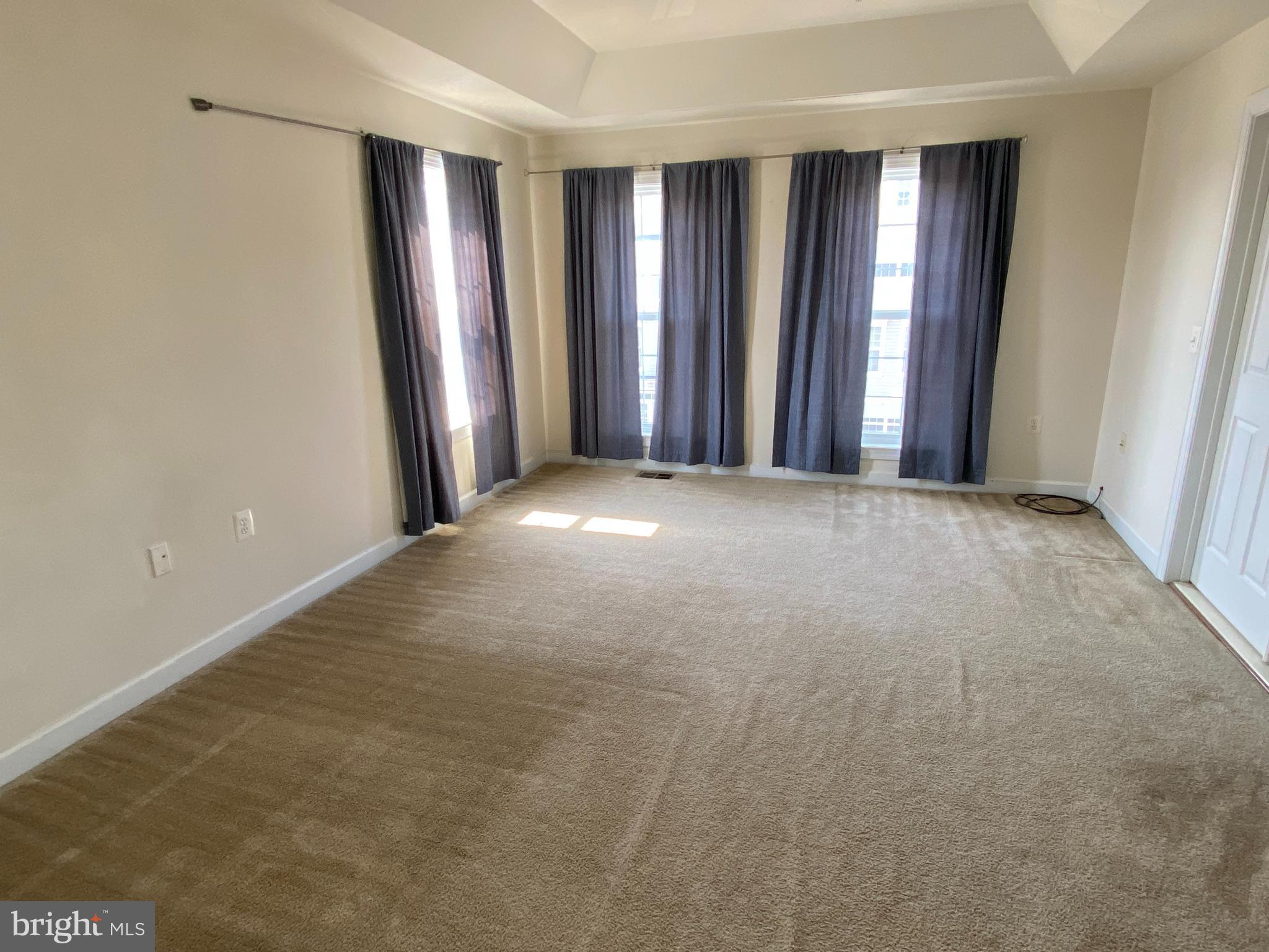 COPPERMINE CROSSING - Residential Lease