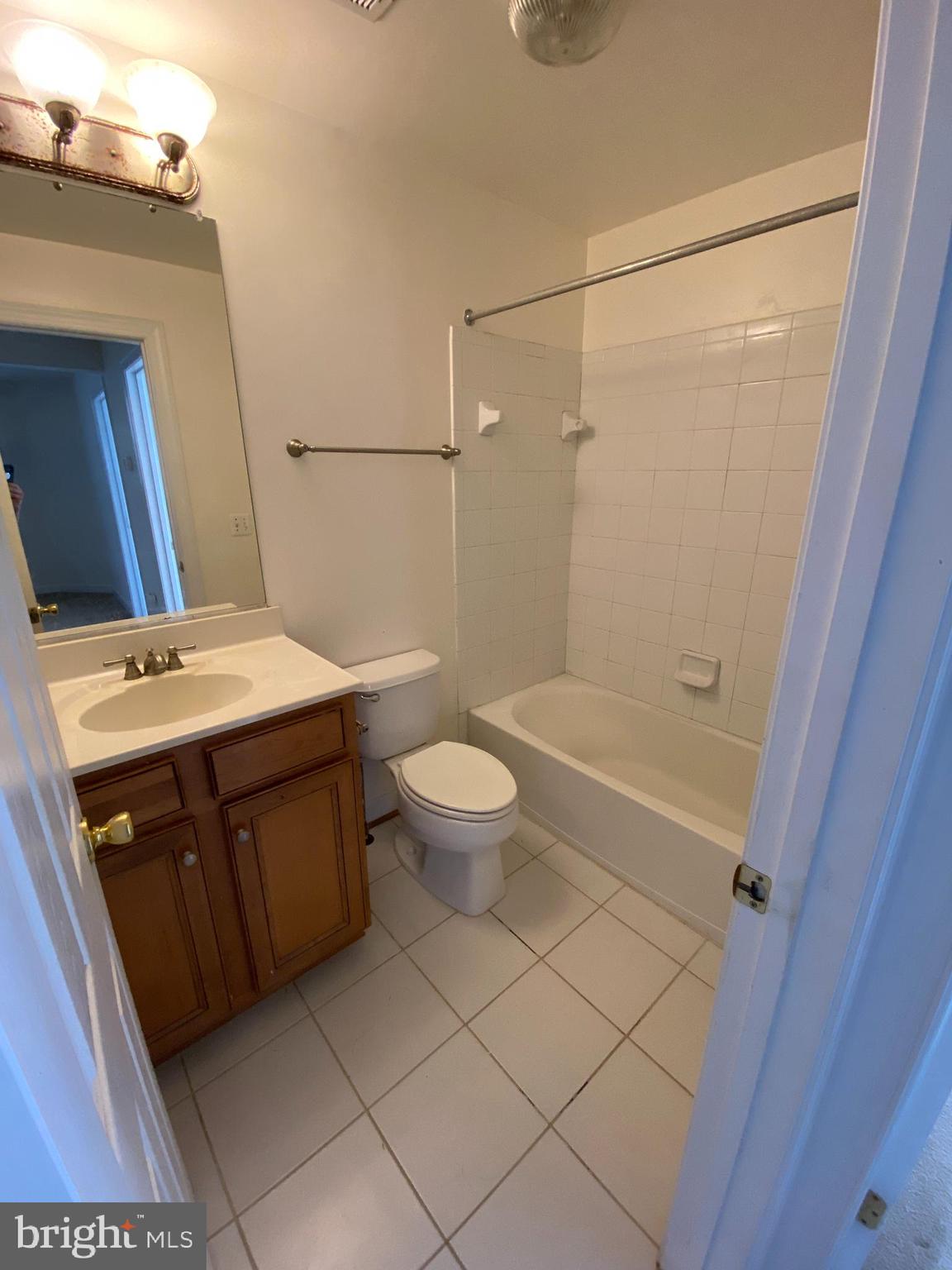 COPPERMINE CROSSING - Residential Lease