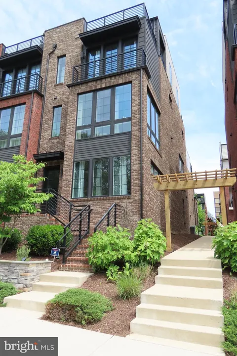 11734 Sunrise Valley Drive, Reston, VA MLS: VAFX2240584