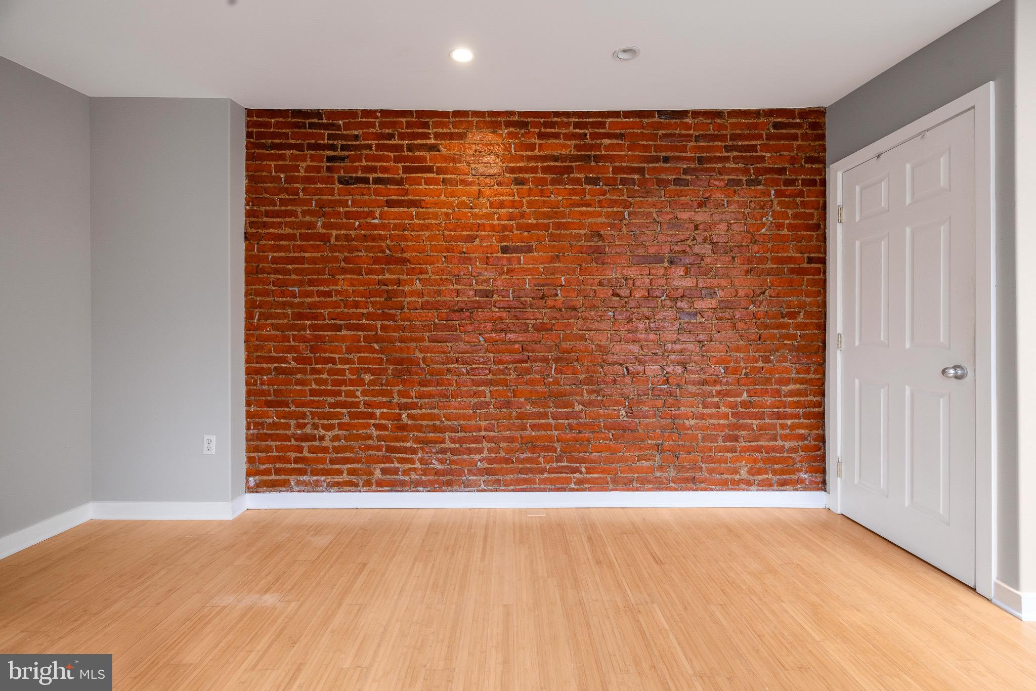 GRADUATE HOSPITAL - Residential