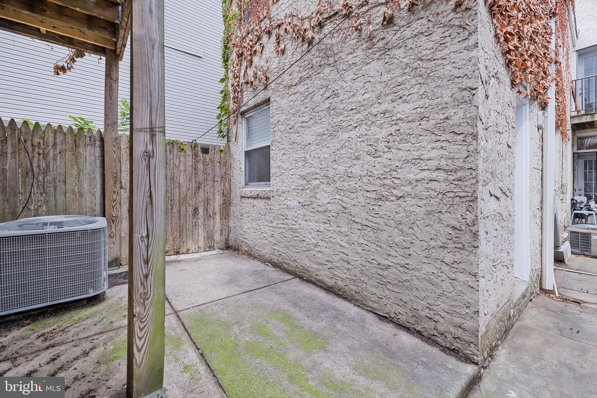 GRADUATE HOSPITAL - Residential