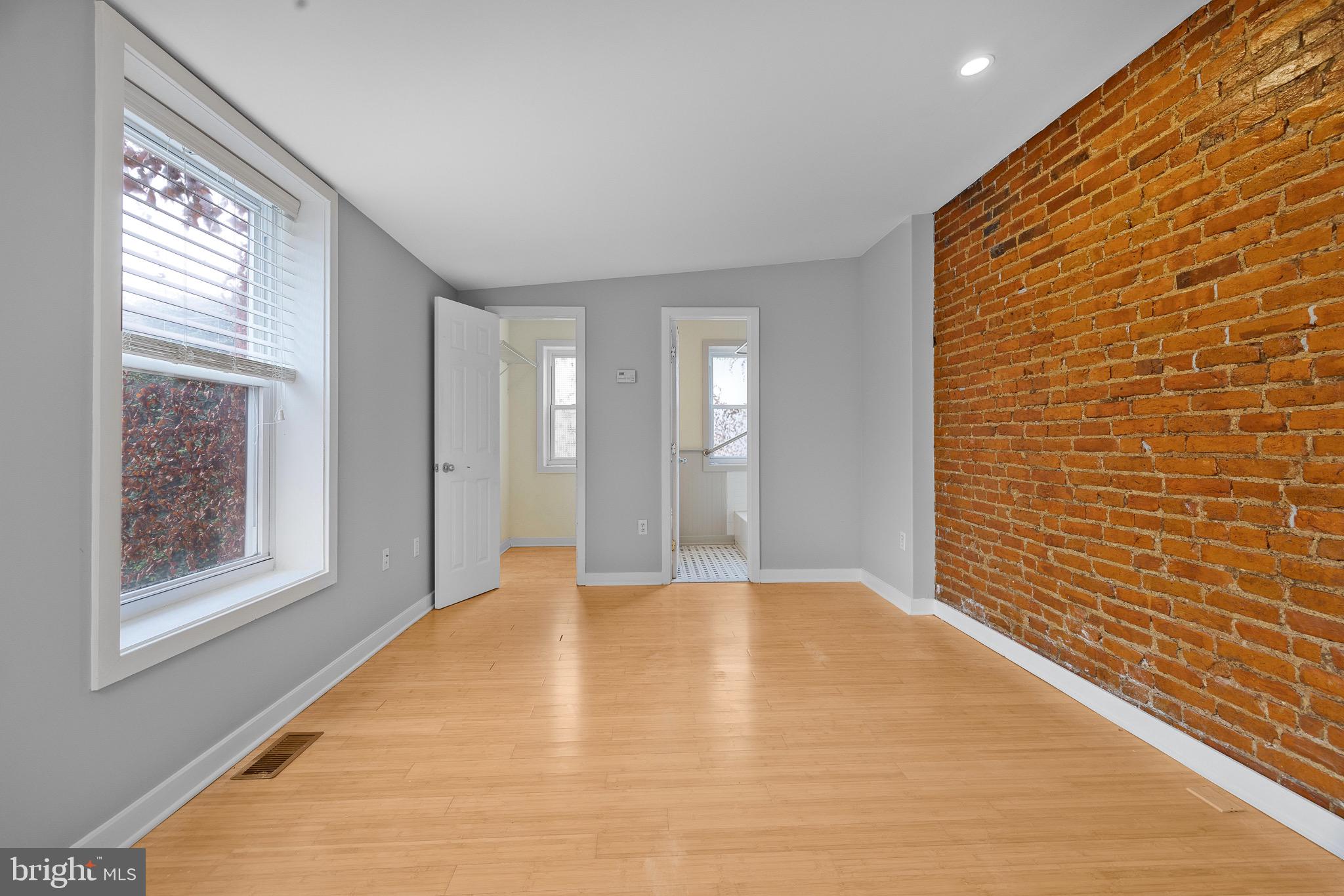 GRADUATE HOSPITAL - Residential