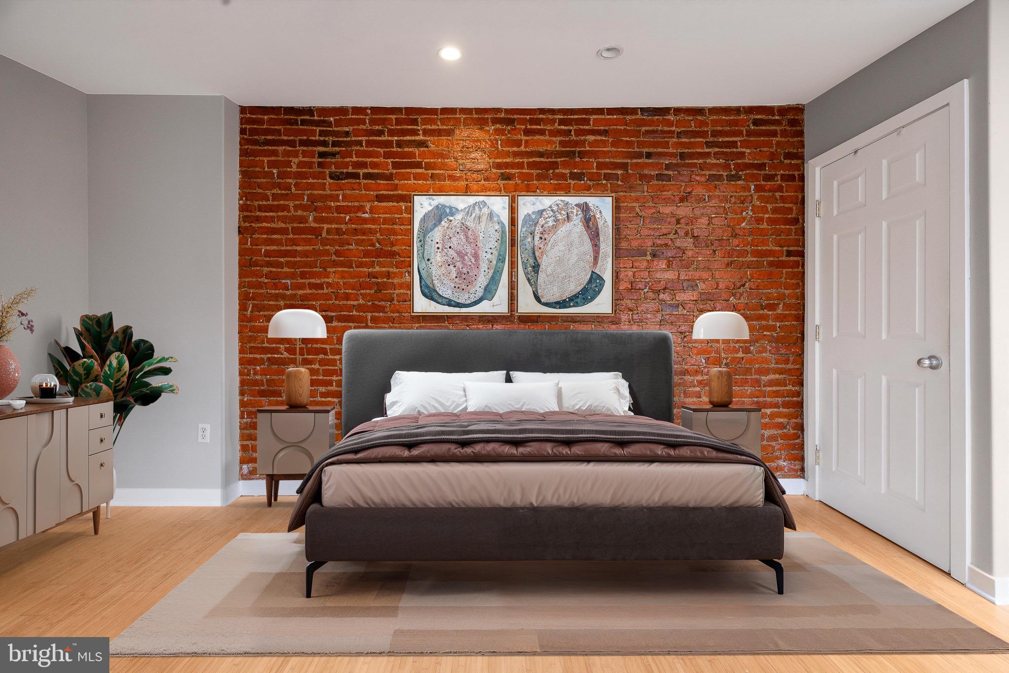 GRADUATE HOSPITAL - Residential