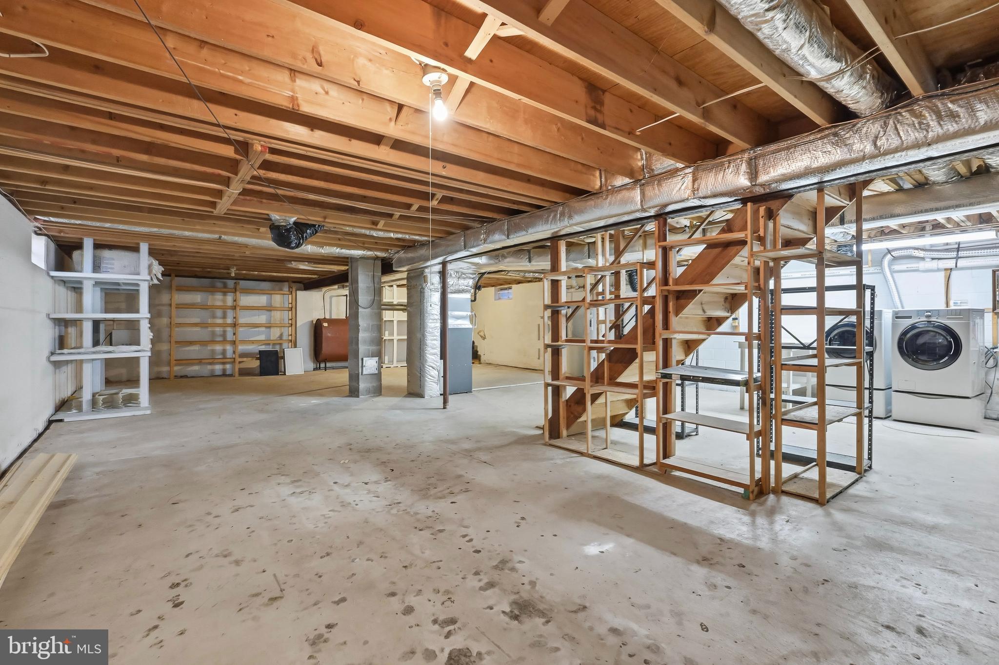 HICKORY WOODS - Residential