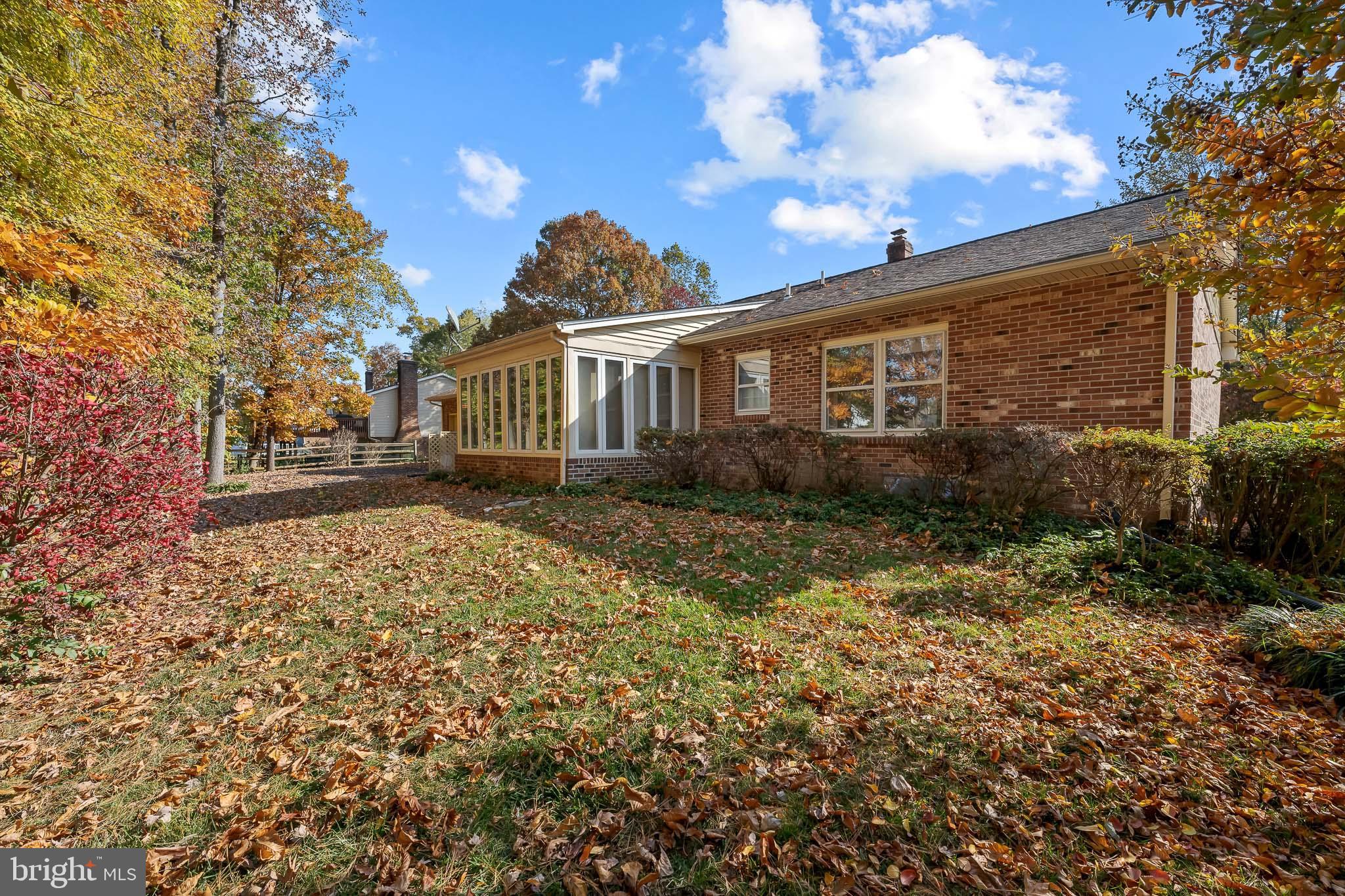 HICKORY WOODS - Residential