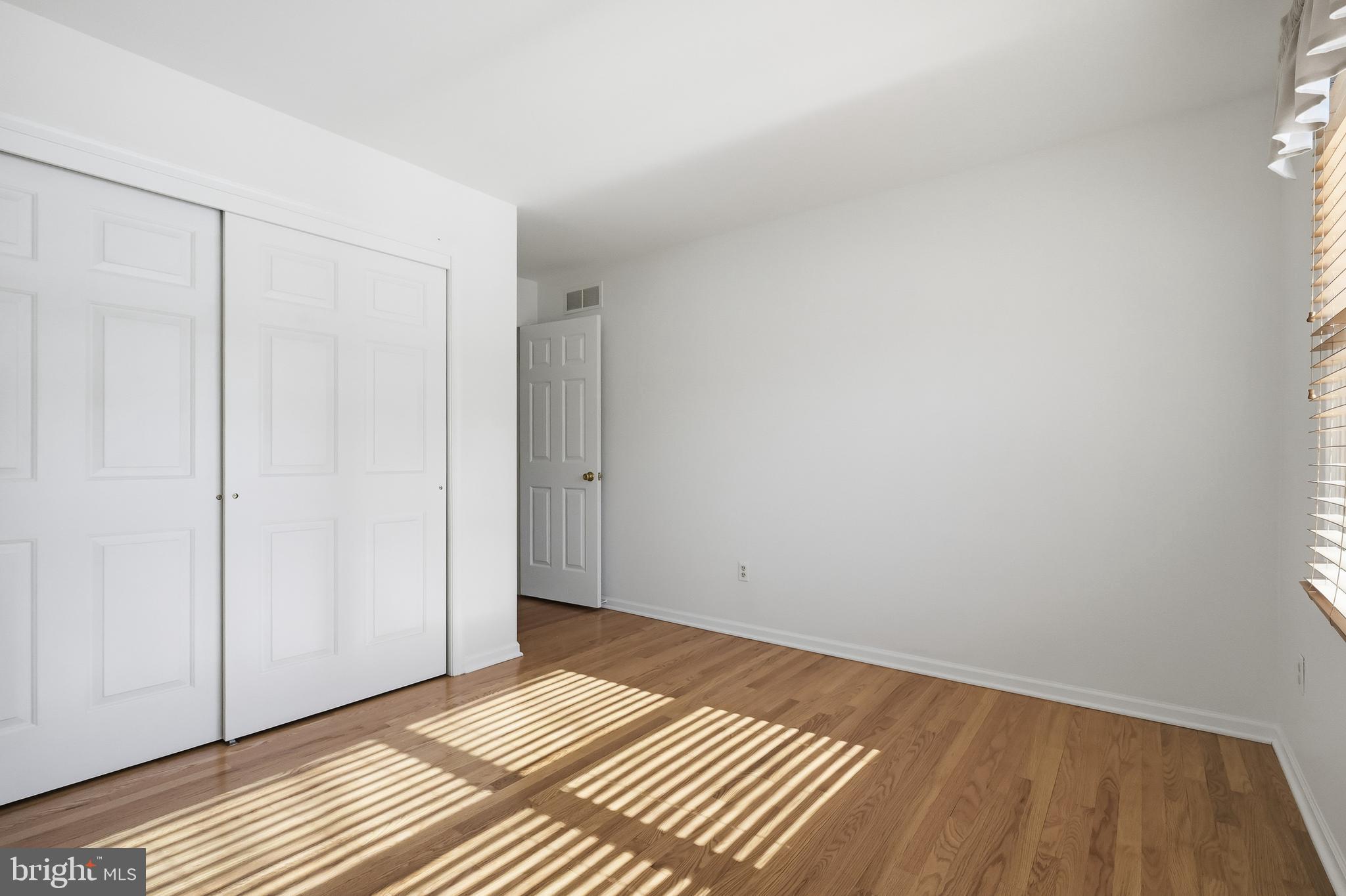 HICKORY WOODS - Residential