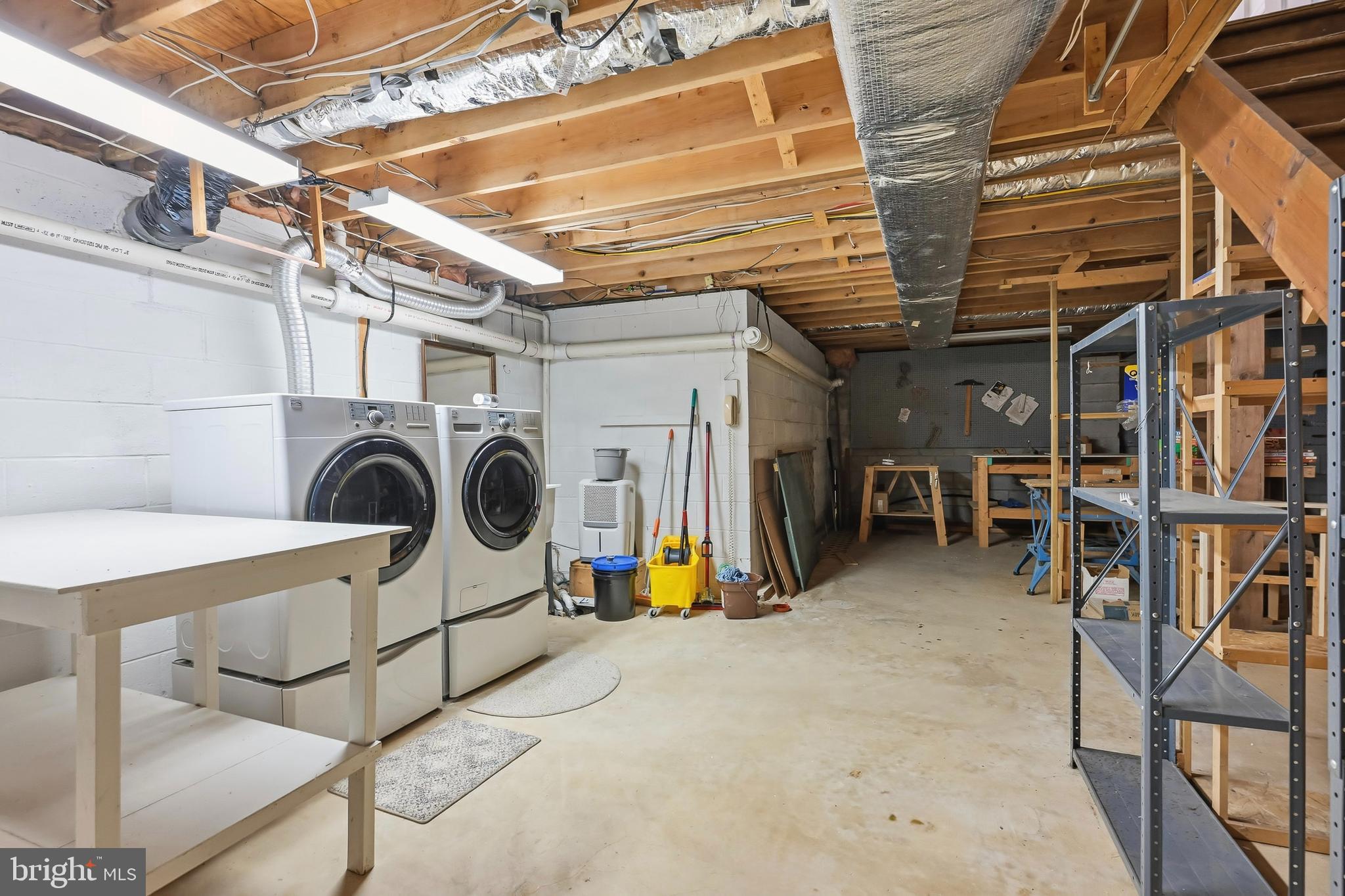 HICKORY WOODS - Residential