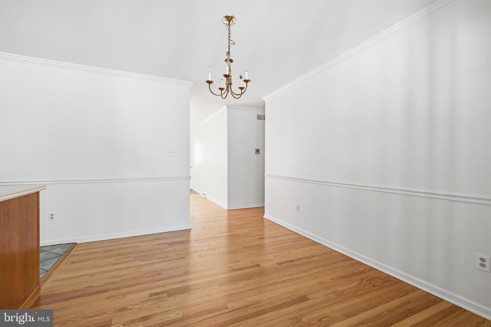 HICKORY WOODS - Residential