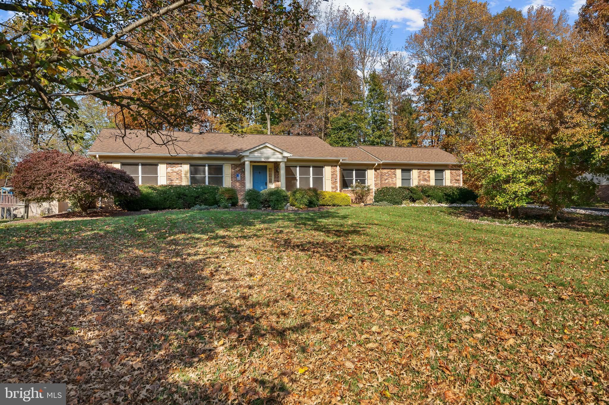 HICKORY WOODS - Residential