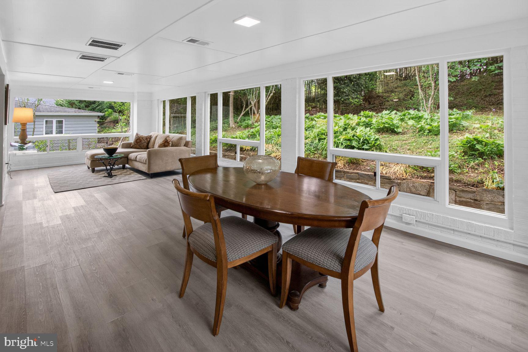 ROCK CREEK KNOLLS - Residential