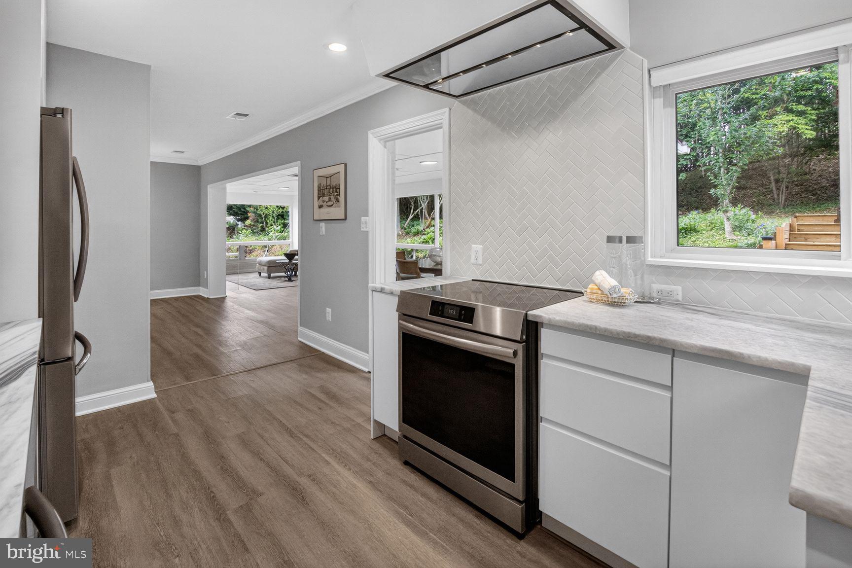 ROCK CREEK KNOLLS - Residential