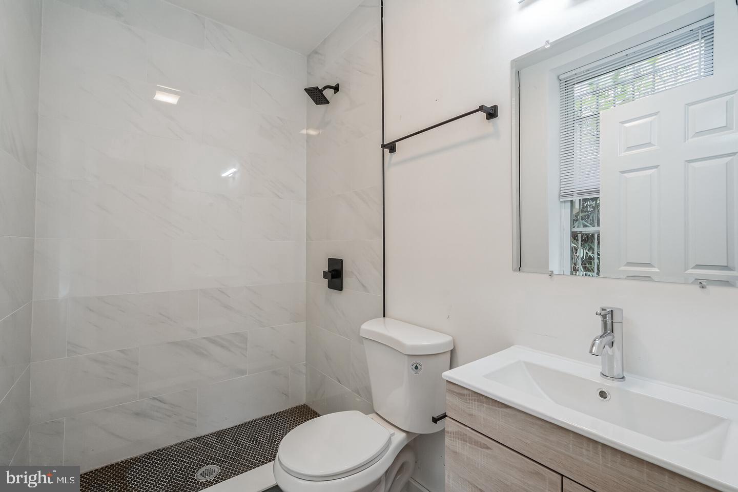 UNIVERSITY CITY - Residential Lease