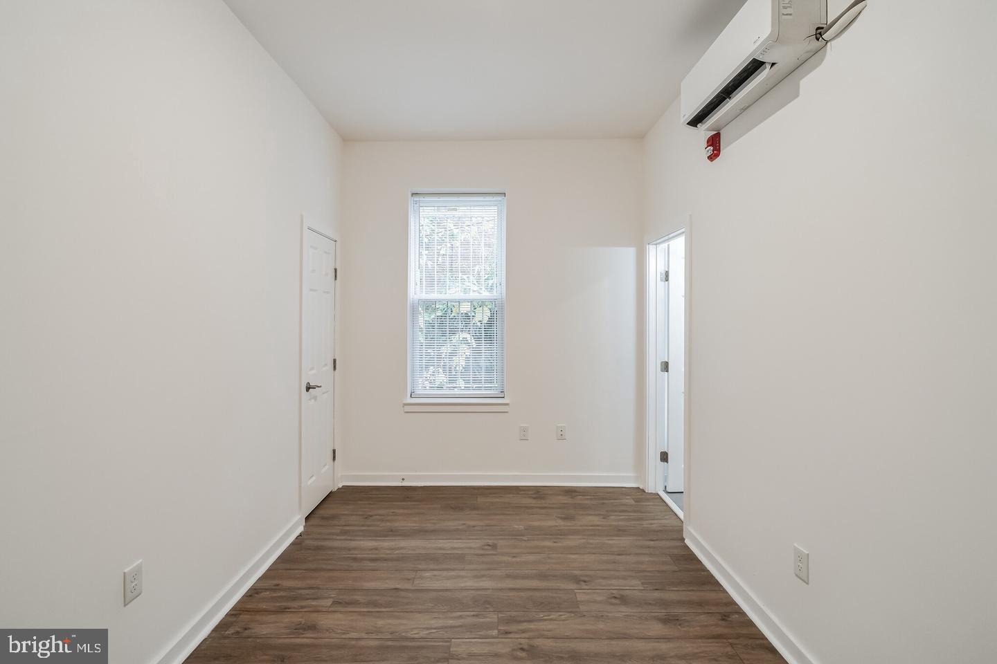 UNIVERSITY CITY - Residential Lease