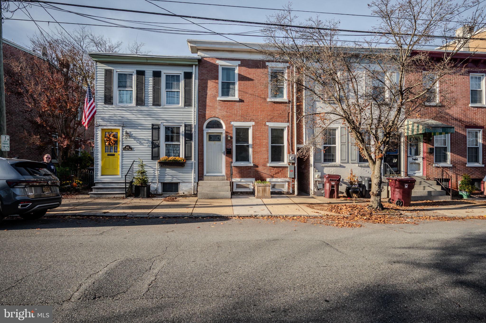 FORTY ACRES - Residential