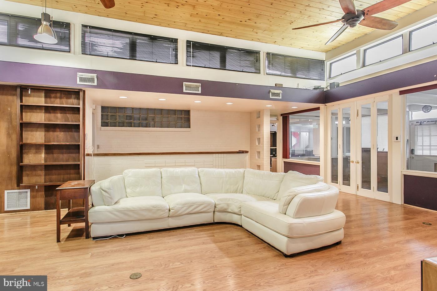 ROSEDALE - Residential