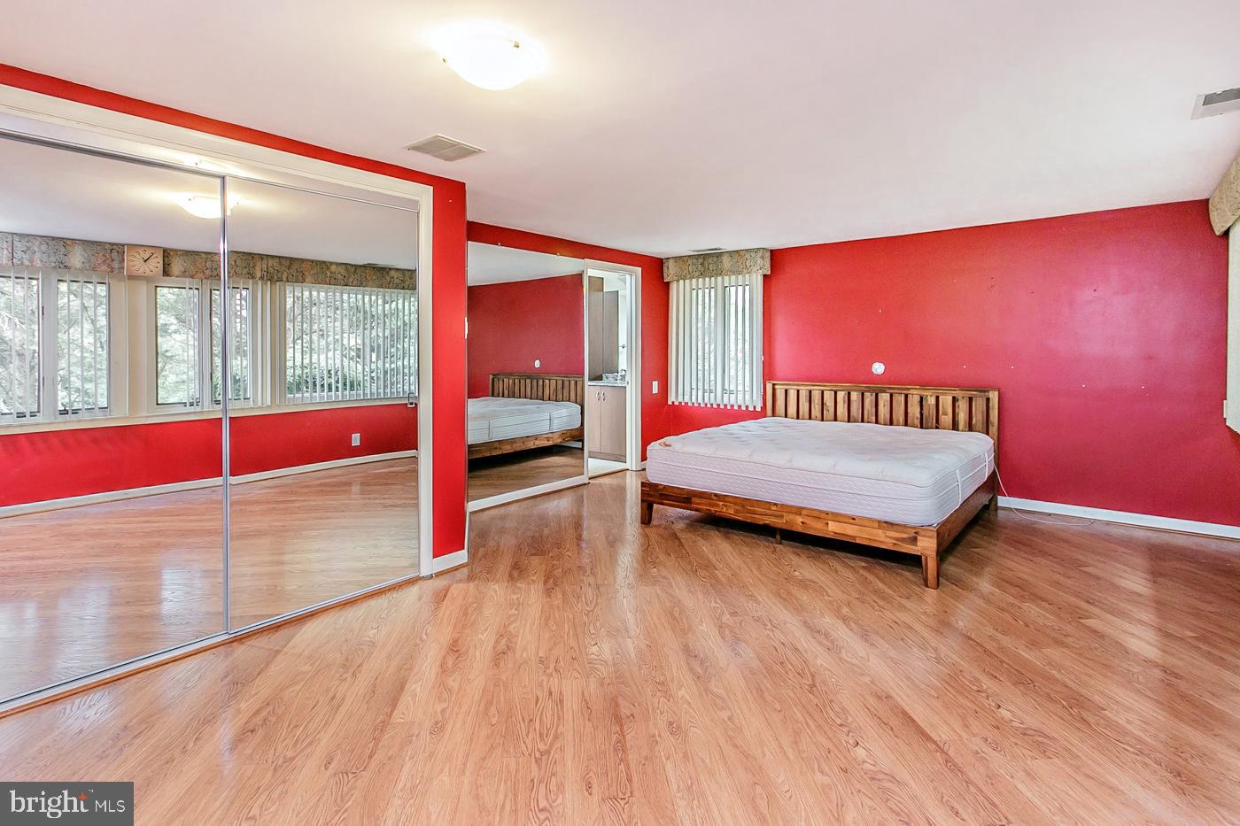 ROSEDALE - Residential