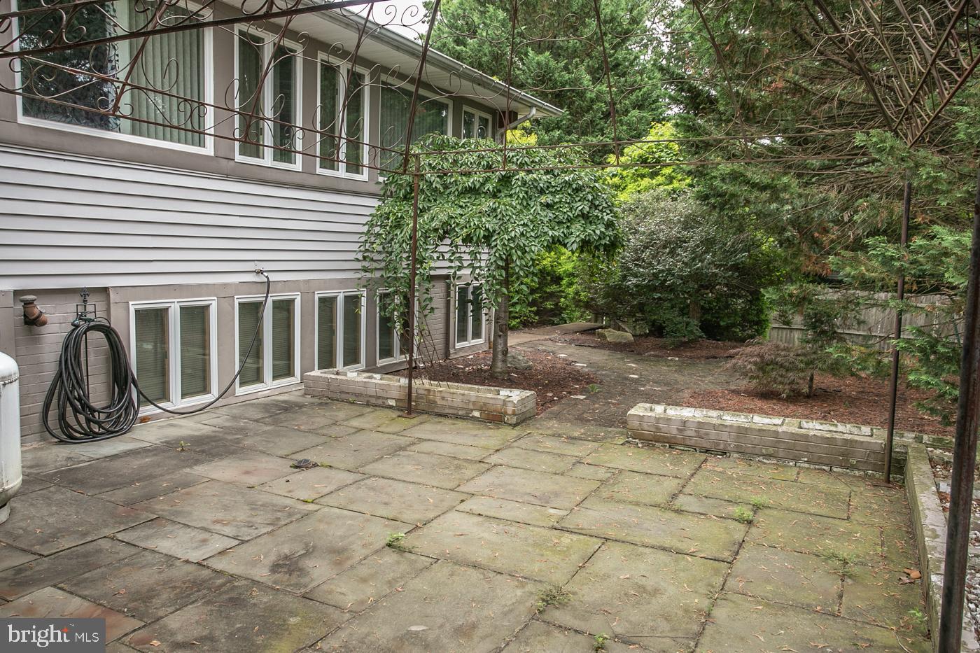 ROSEDALE - Residential