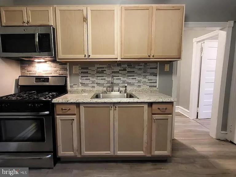 WEST PHILADELPHIA - Residential