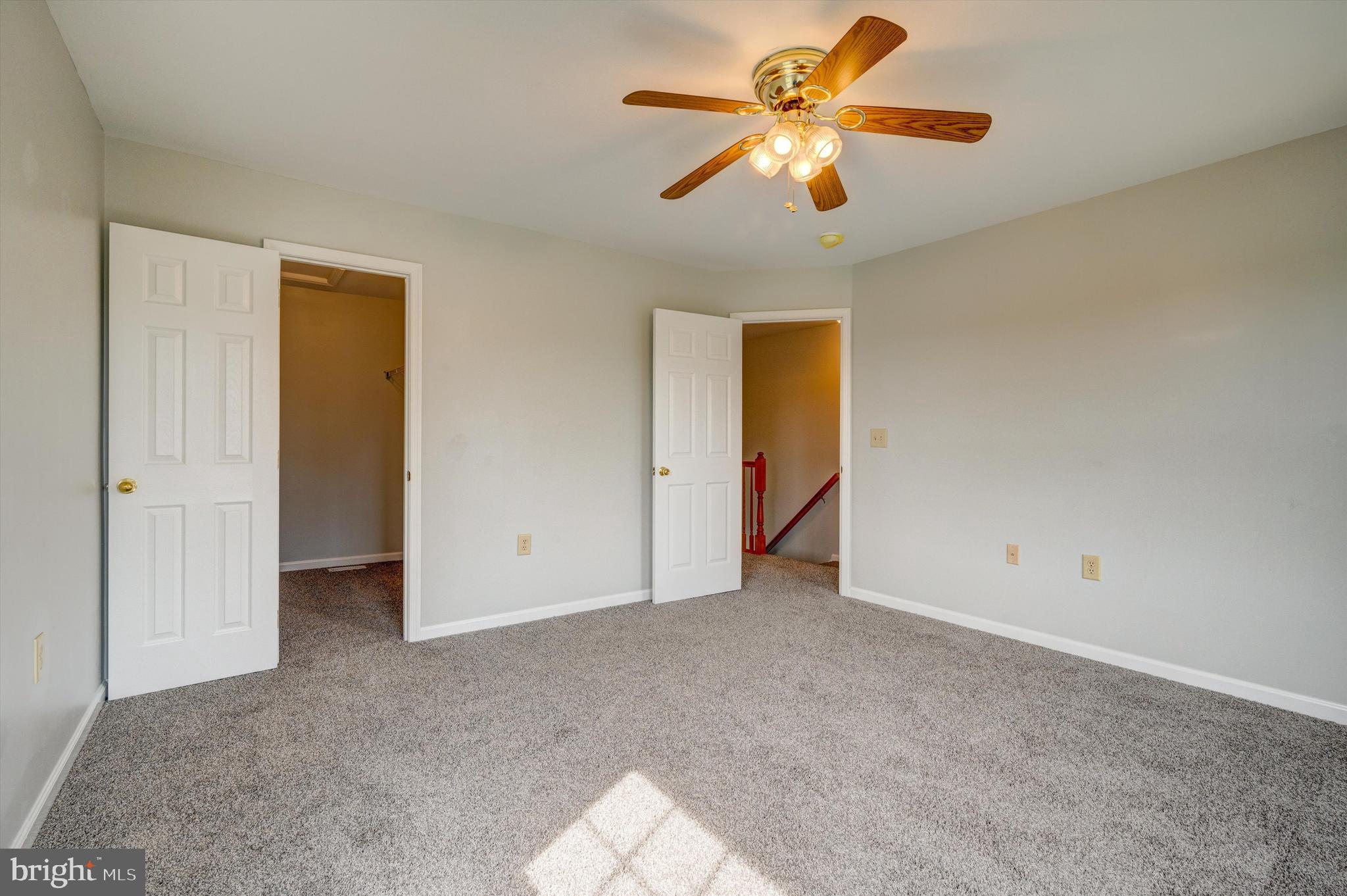 TOWNES OF OAKHURST - Residential