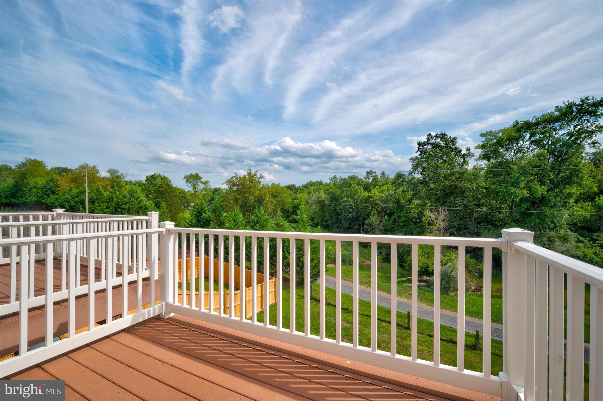 TOWNES OF OAKHURST - Residential