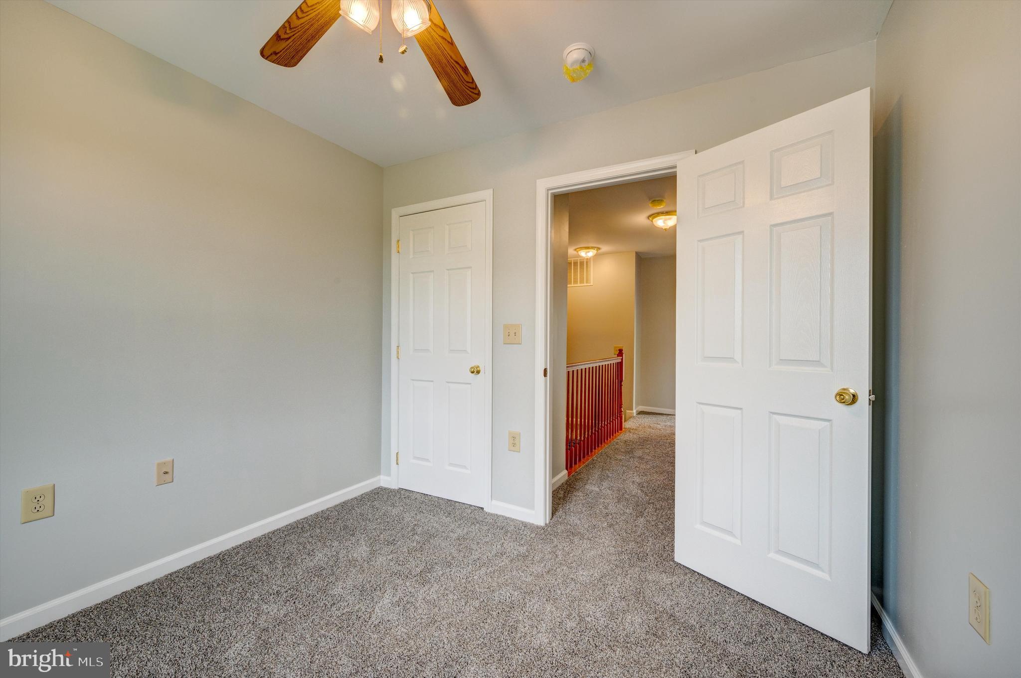 TOWNES OF OAKHURST - Residential