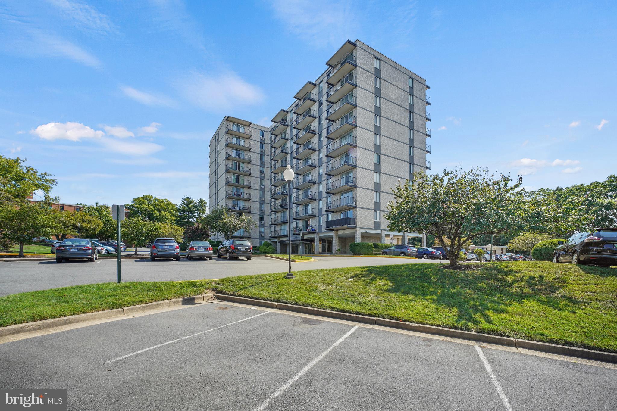 BARCROFT HILLS - Residential