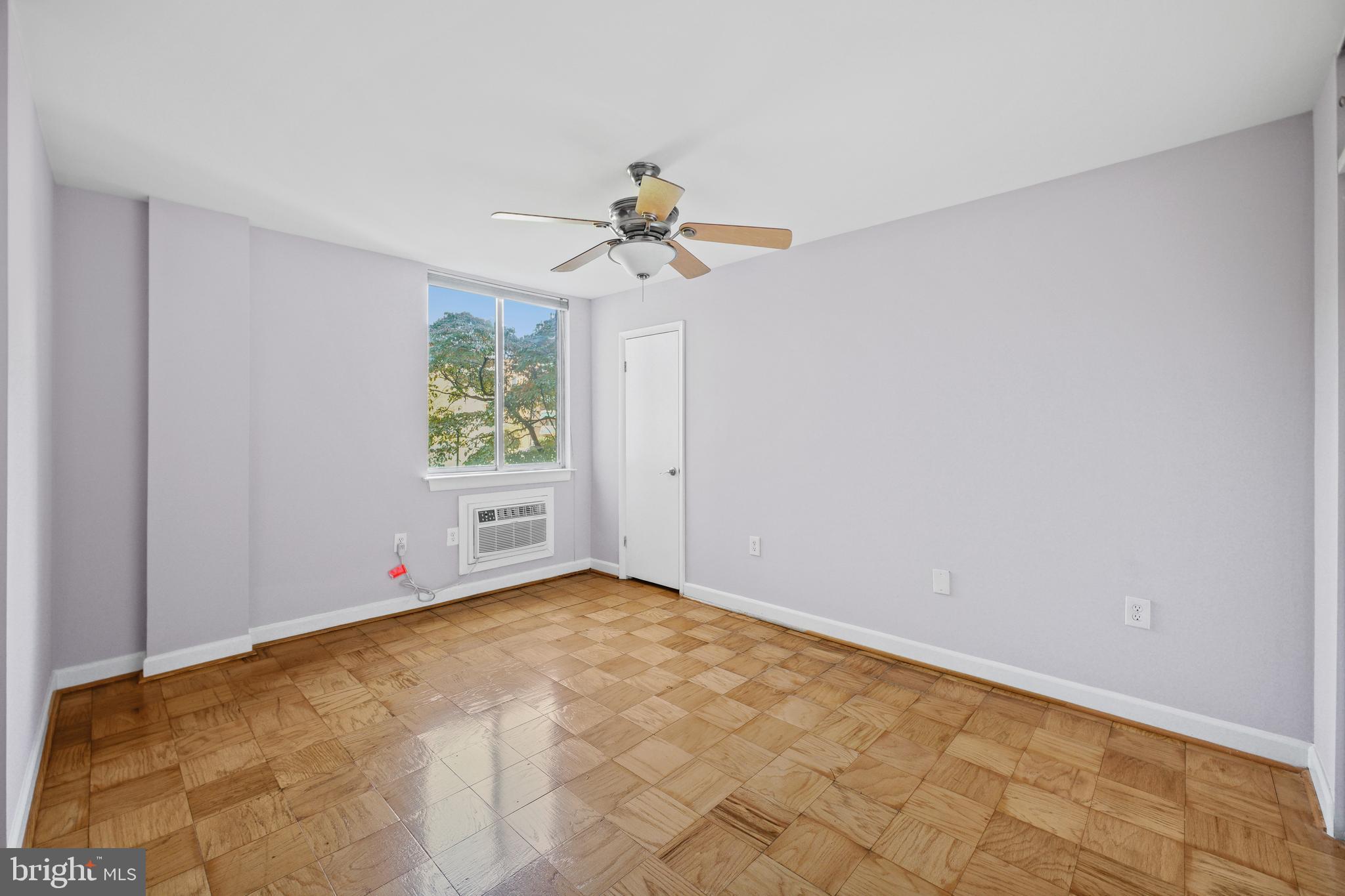 BARCROFT HILLS - Residential