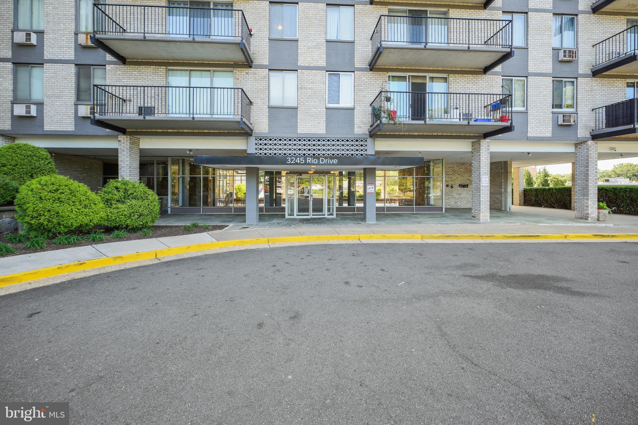 BARCROFT HILLS - Residential