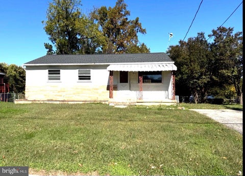 Photo of 1302 Columbia Road, WOODBRIDGE, VA 22191 (MLS # VAPW2133178)