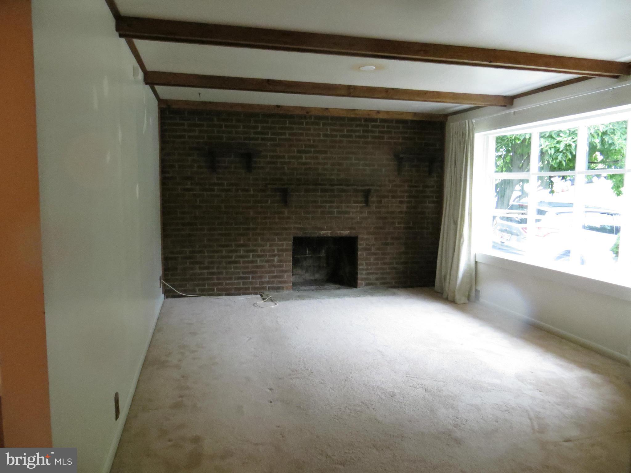 PINEHURST ESTATES - Residential