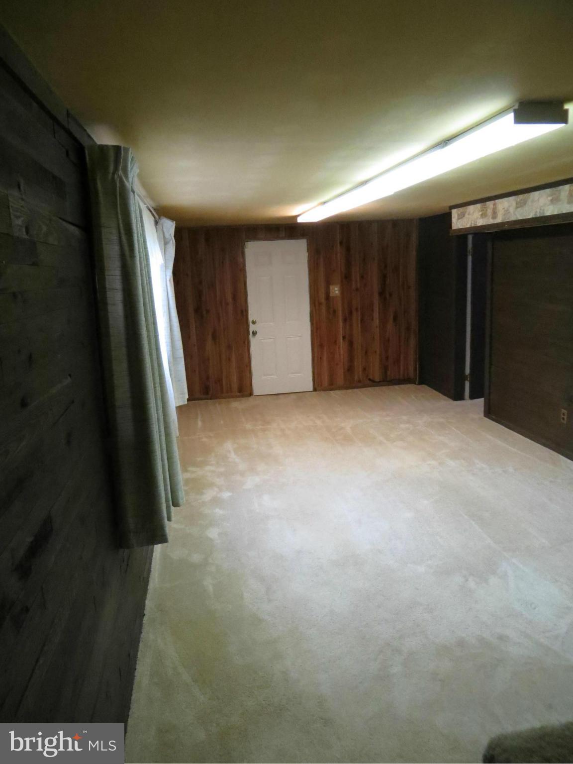 PINEHURST ESTATES - Residential