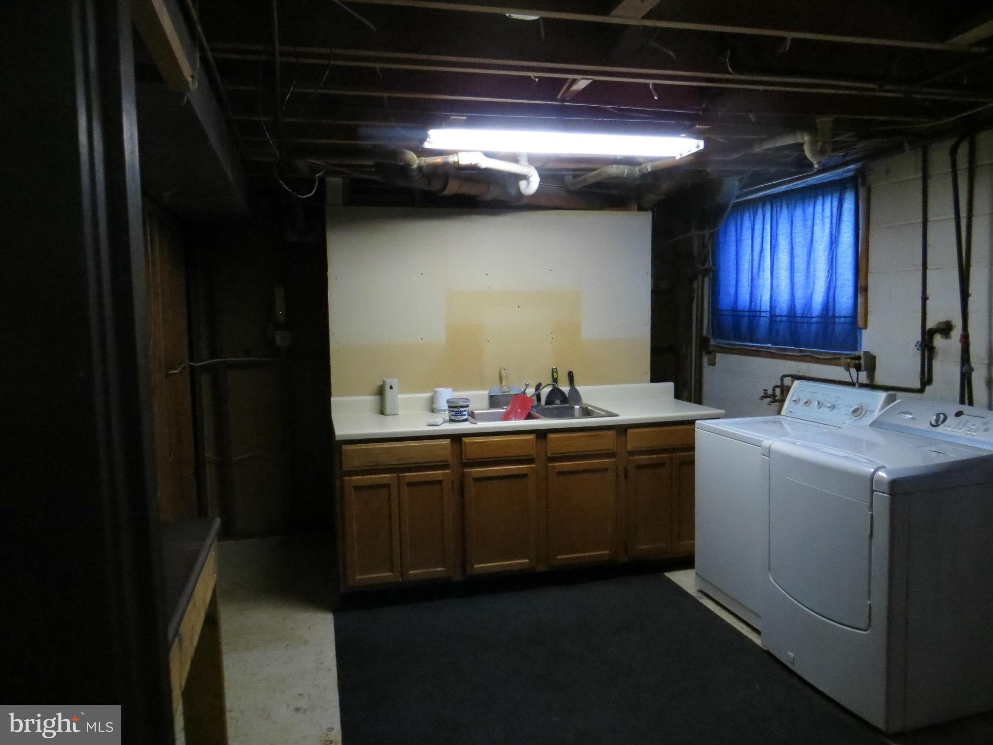 PINEHURST ESTATES - Residential