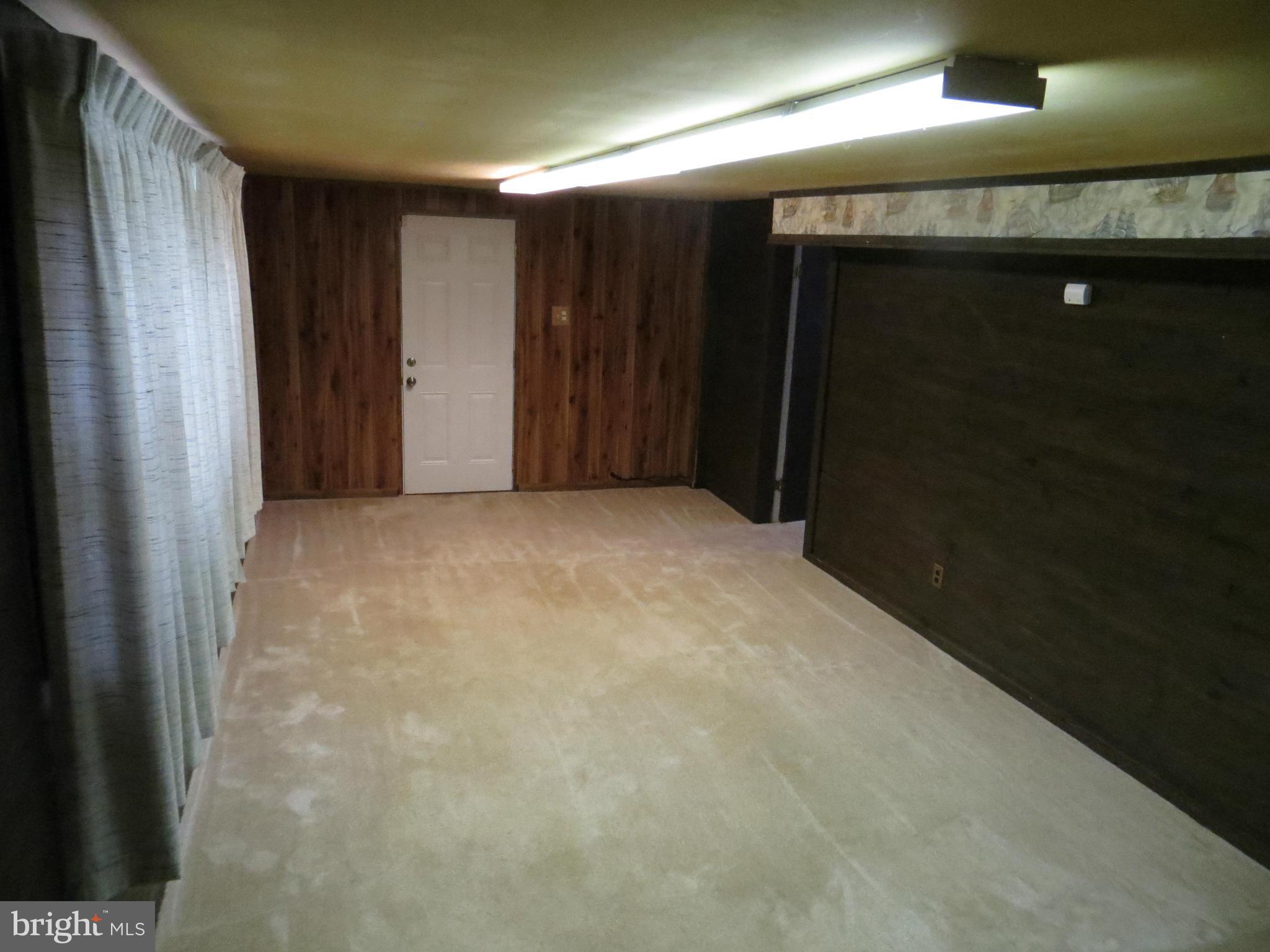 PINEHURST ESTATES - Residential