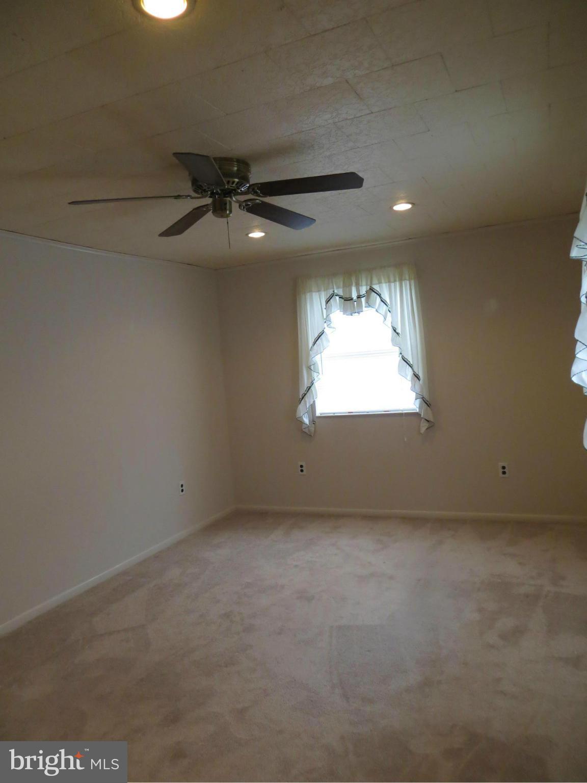 PINEHURST ESTATES - Residential