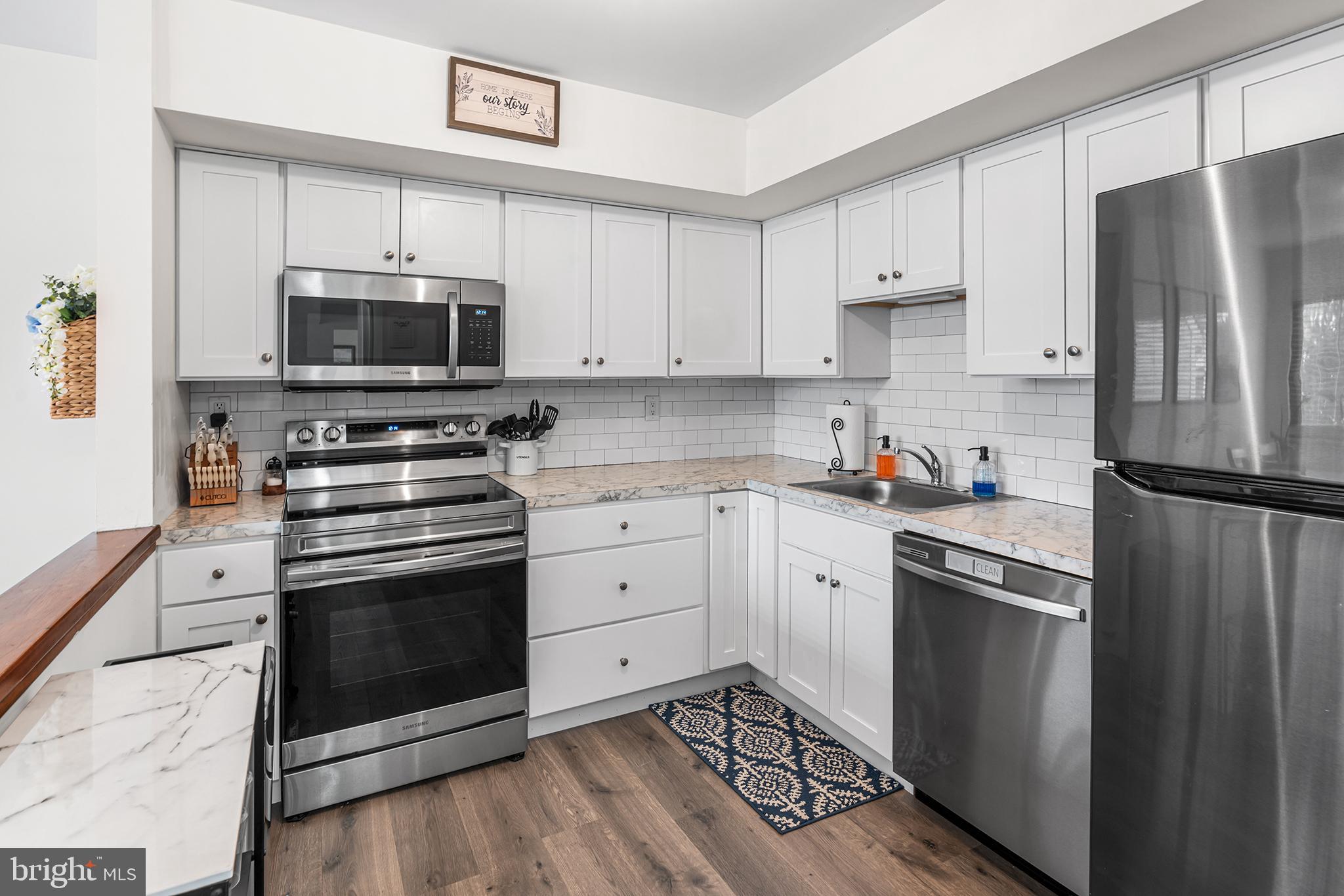 TOWAMENCIN CONDOS - Residential Lease