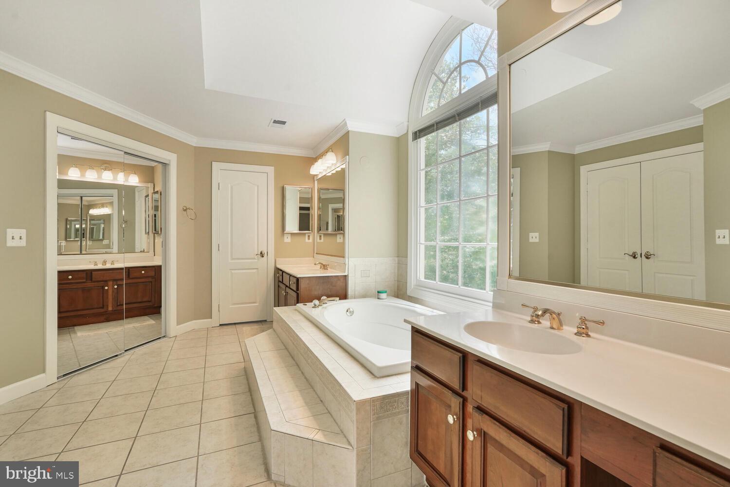 BARRINGTON - Residential