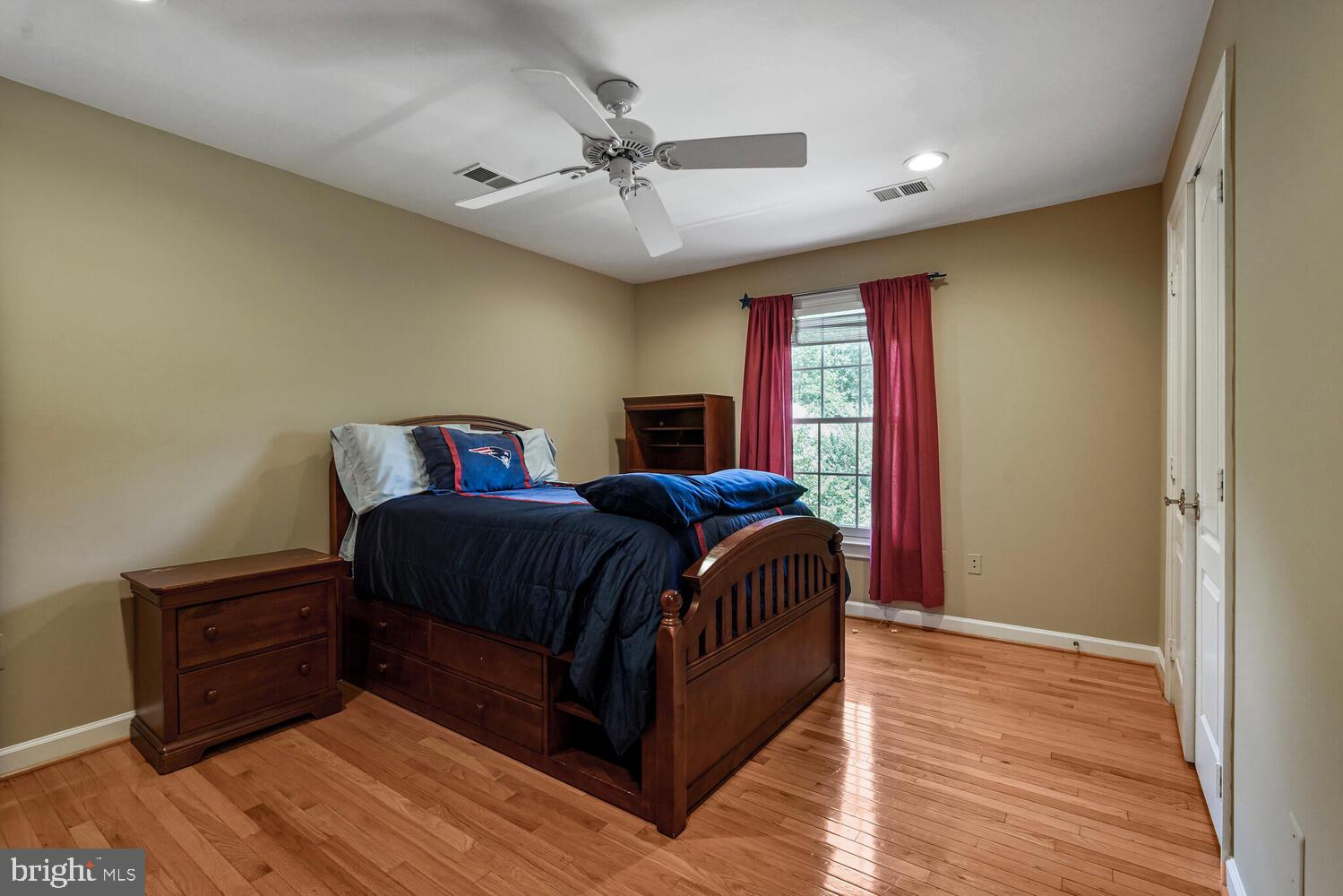 BARRINGTON - Residential