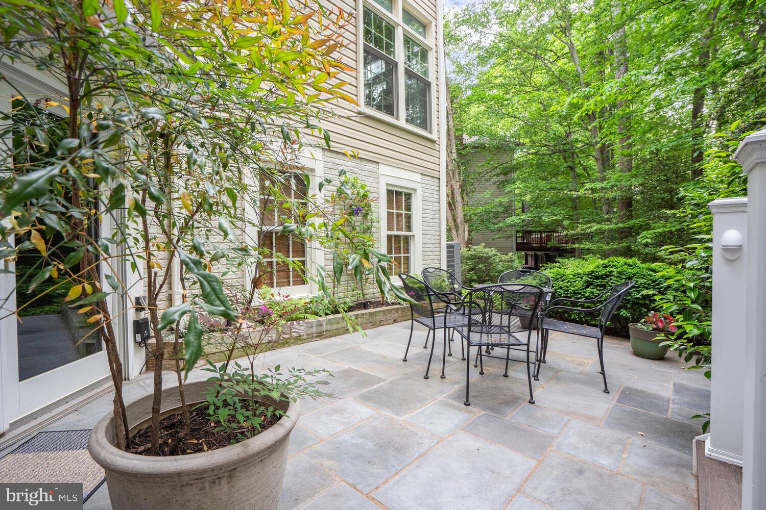 BARRINGTON - Residential