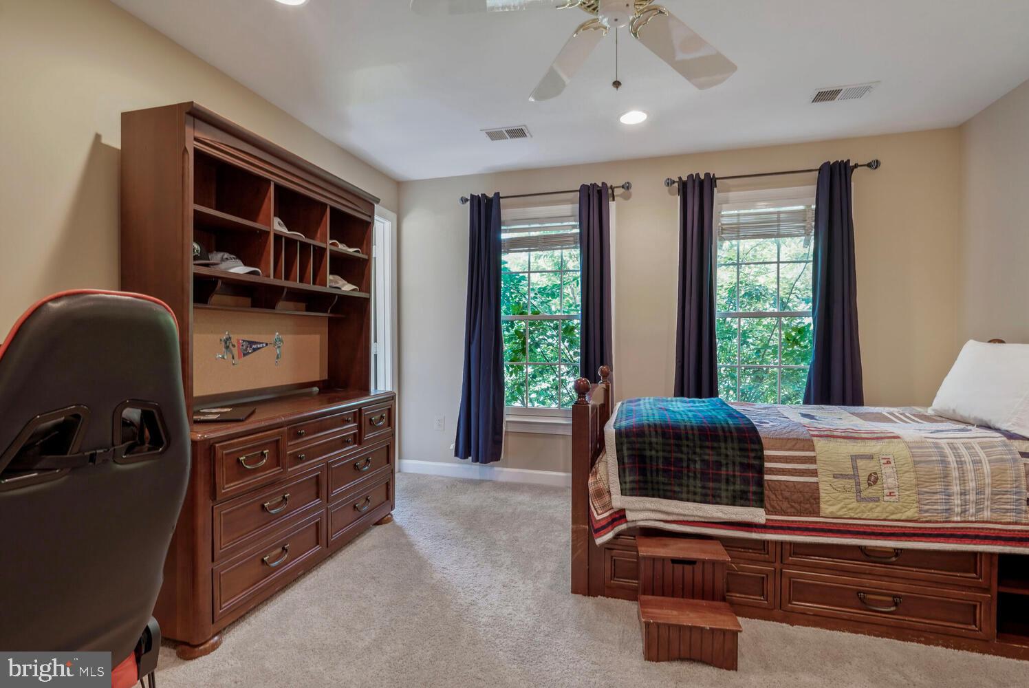 BARRINGTON - Residential