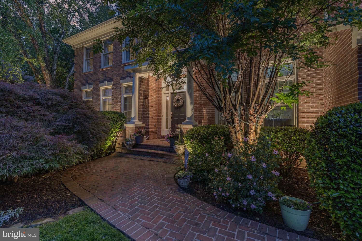 BARRINGTON - Residential