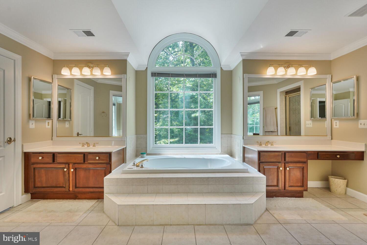 BARRINGTON - Residential