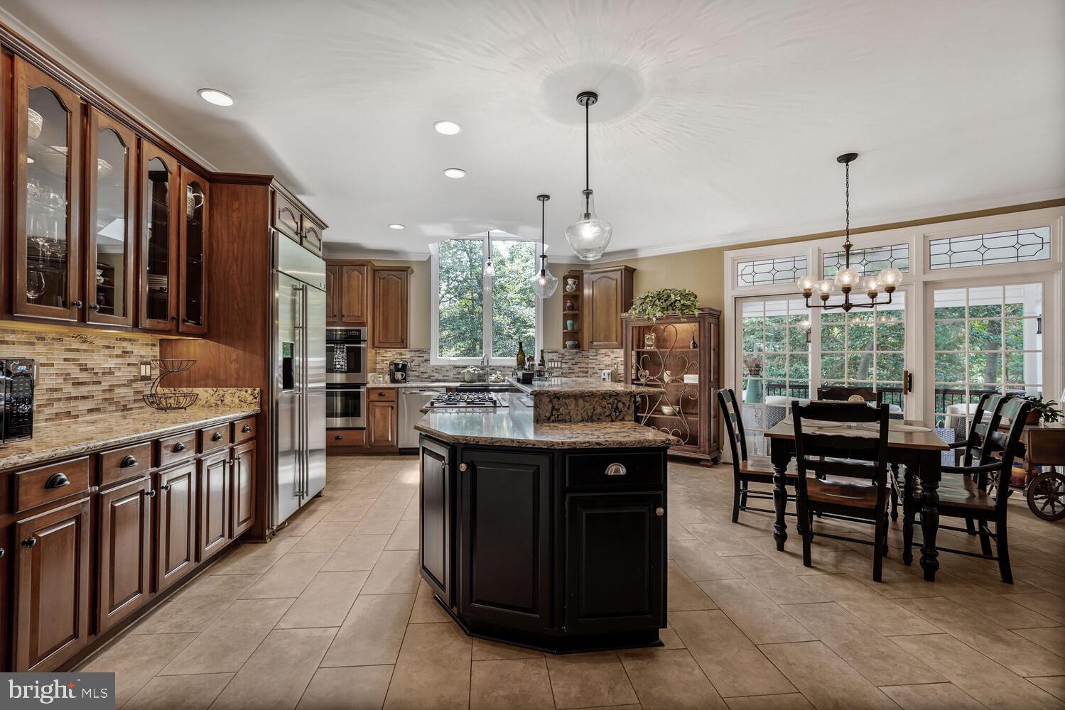 9211 BEXLEYWOOD COURT