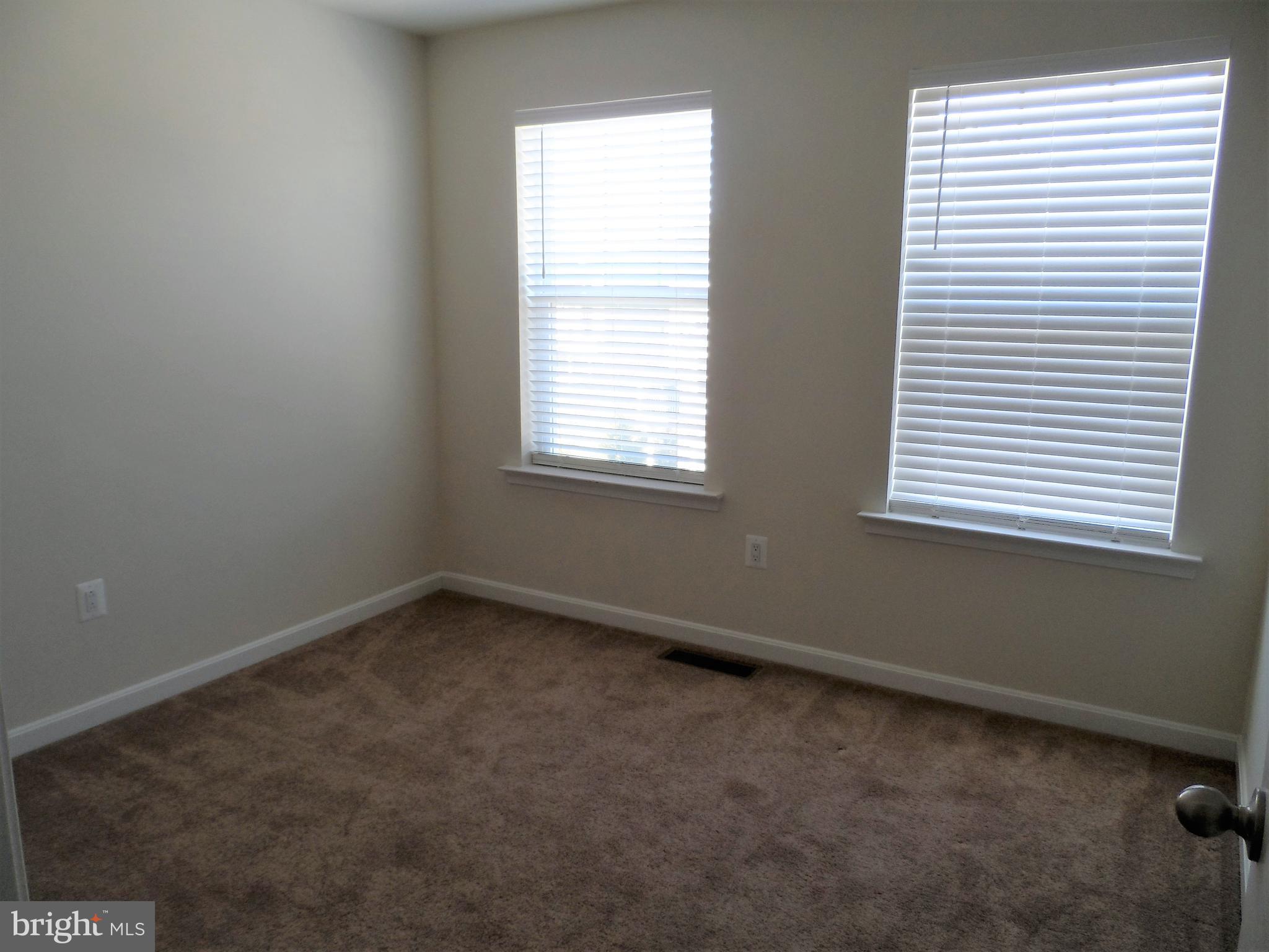 TANYARD COVE NORTH - Residential Lease