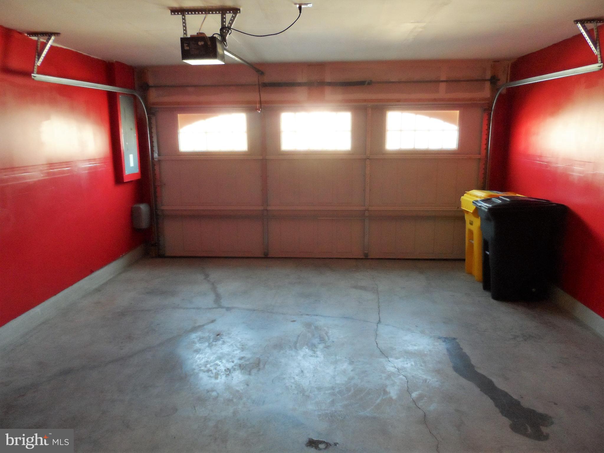 TANYARD COVE NORTH - Residential Lease