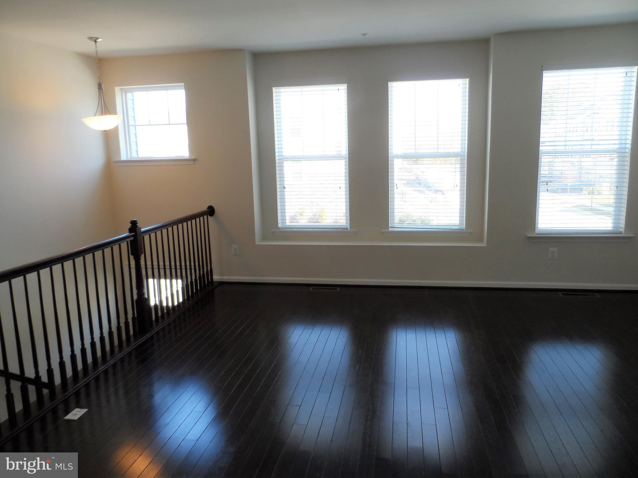 TANYARD COVE NORTH - Residential Lease