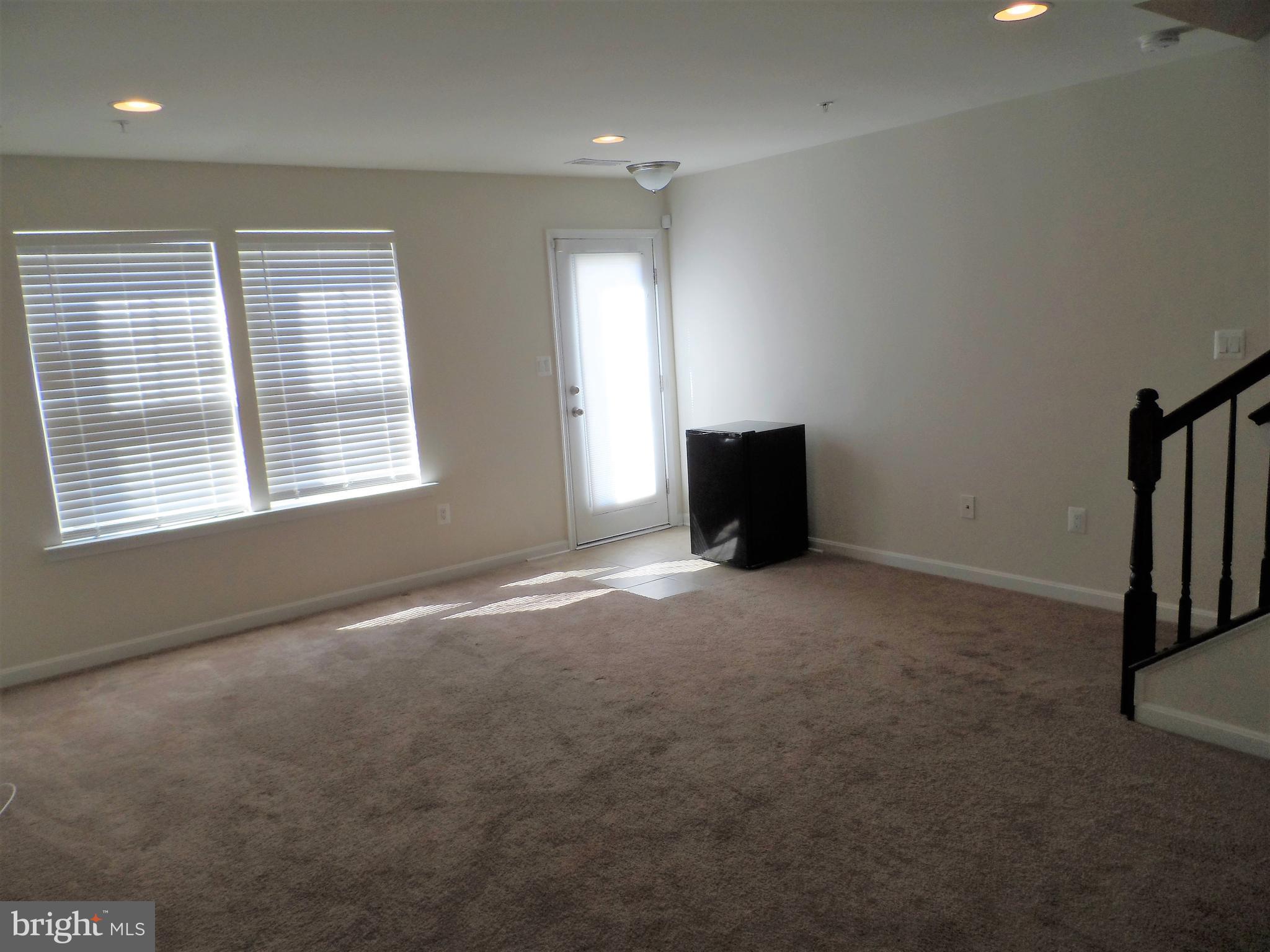 TANYARD COVE NORTH - Residential Lease