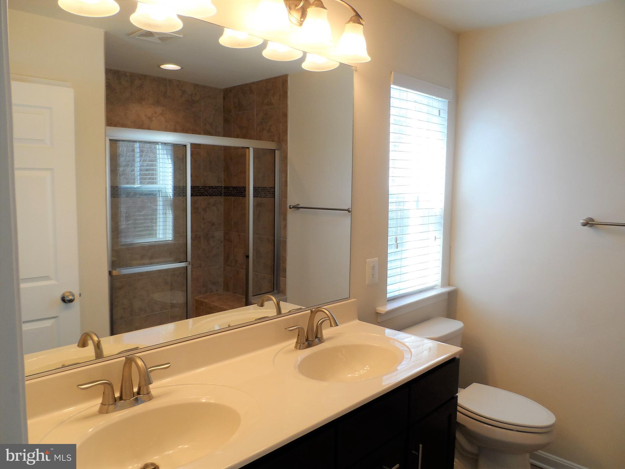 TANYARD COVE NORTH - Residential Lease