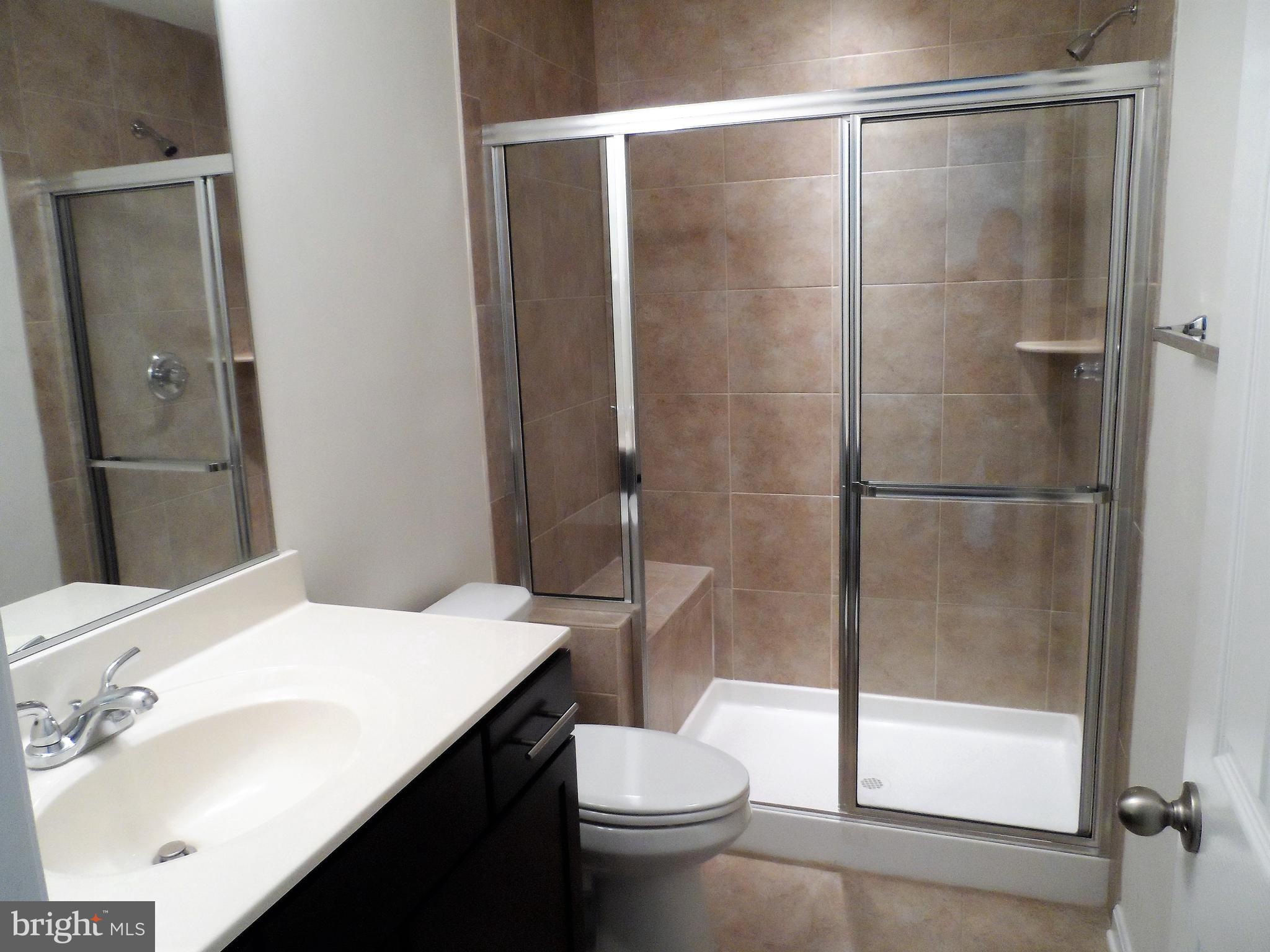 TANYARD COVE NORTH - Residential Lease