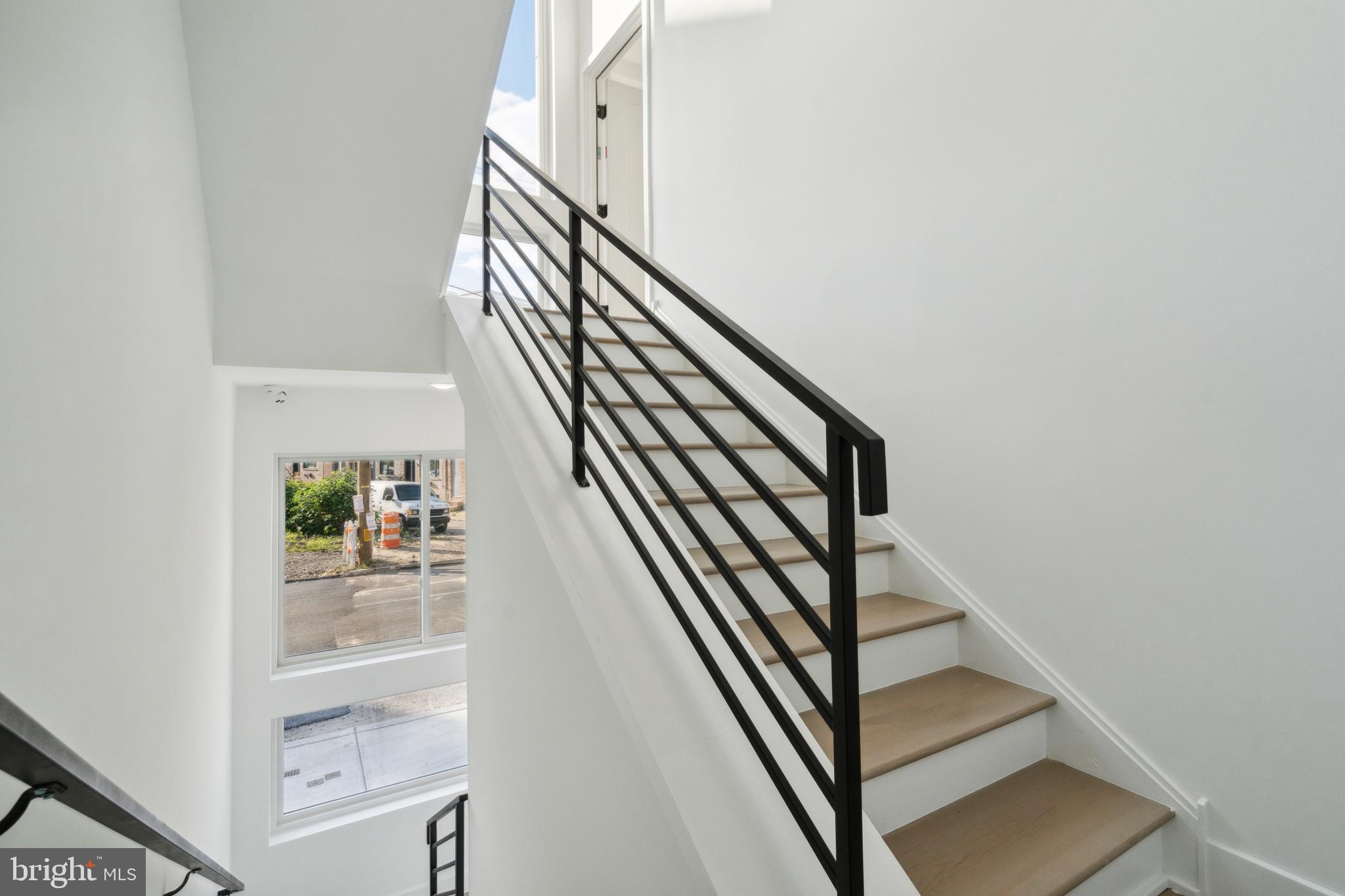 POINT BREEZE - Residential Lease